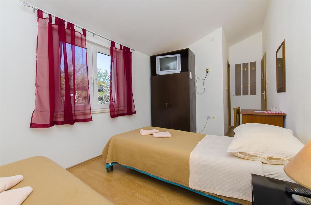 Rooms Marijana Caporice Exteriér fotografie